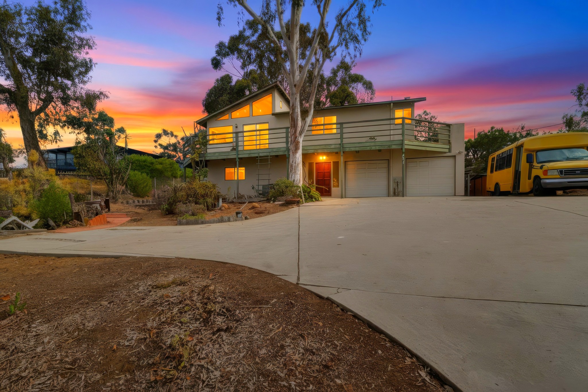 Virtual tour photo 61 of 61 for 631 Gretchen Rd