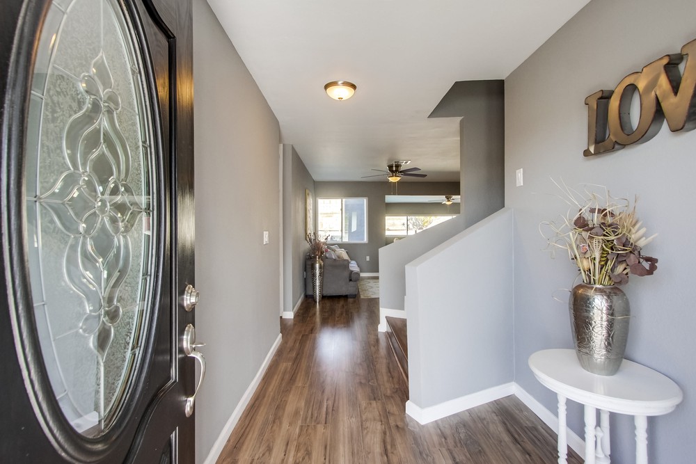 Virtual tour photo 9 of 68 for 631 Meadowbrook Dr