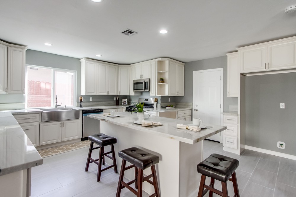 Virtual tour photo 18 of 68 for 631 Meadowbrook Dr