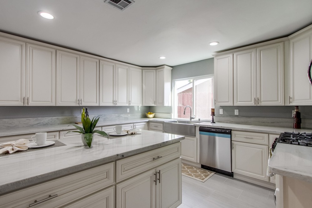 Virtual tour photo 21 of 68 for 631 Meadowbrook Dr