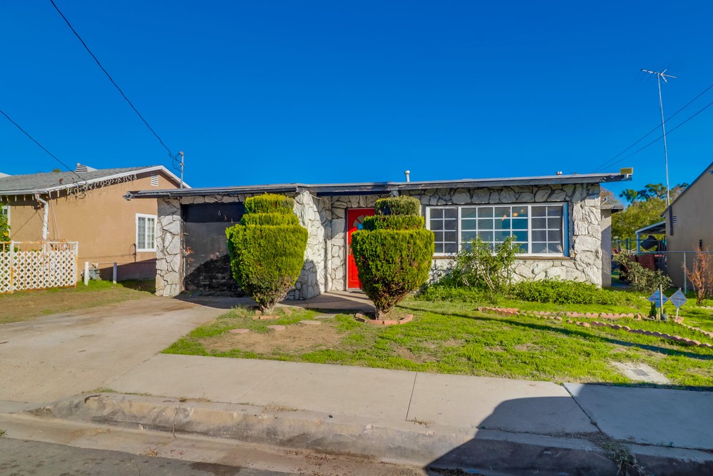 Virtual tour photo 4 of 44 for 631 San Miguel Ave