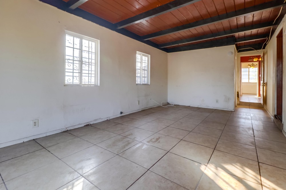 Virtual tour photo 30 of 44 for 631 San Miguel Ave