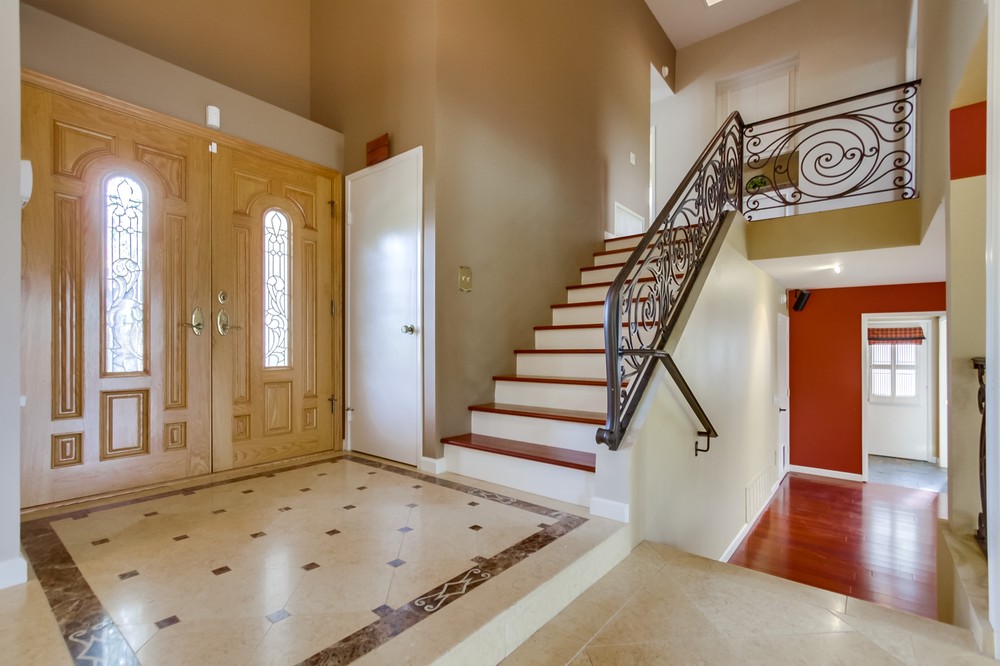 Virtual tour photo 8 of 55 for 6312 Lake Leven Dr