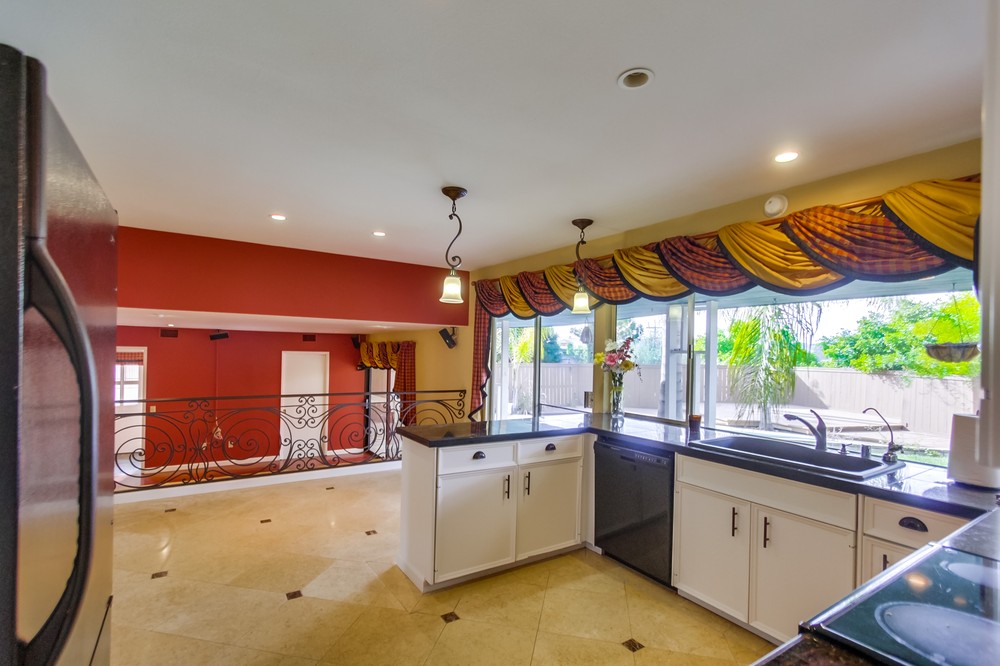 Virtual tour photo 15 of 55 for 6312 Lake Leven Dr