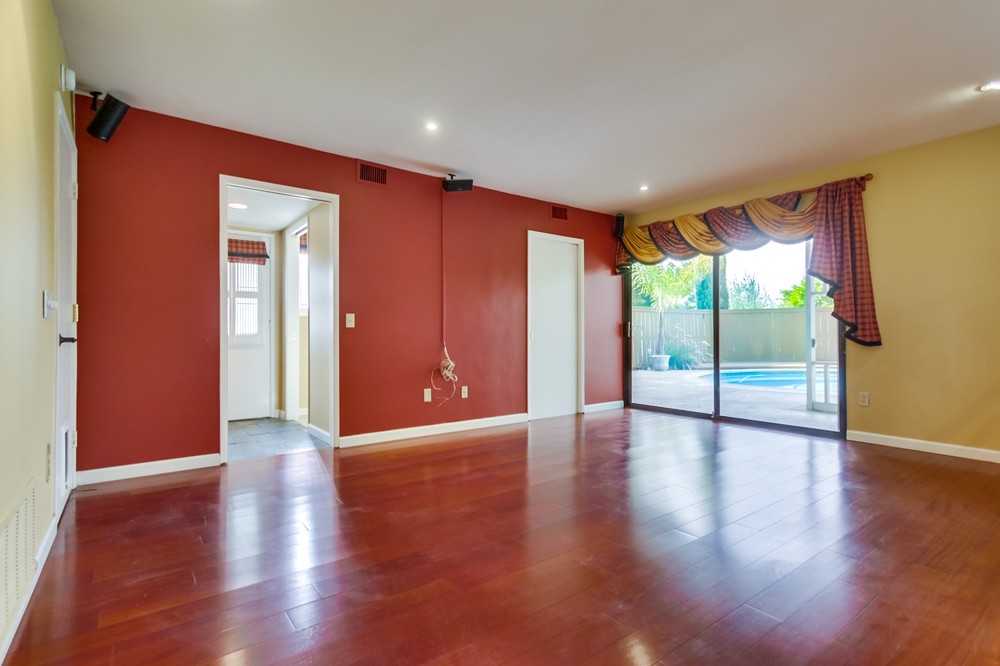 Virtual tour photo 23 of 55 for 6312 Lake Leven Dr