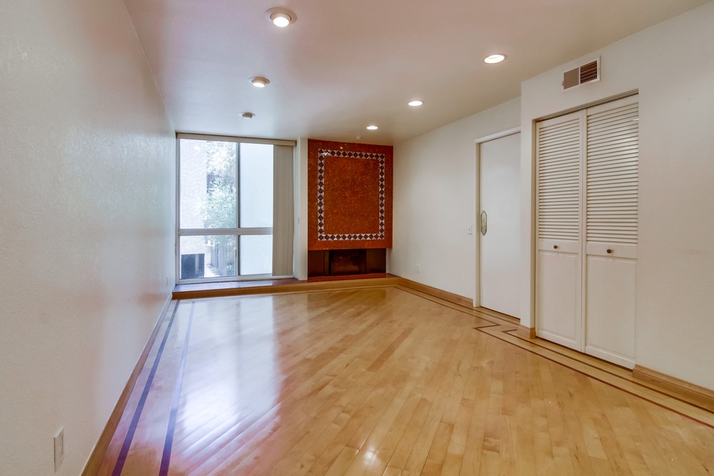 Virtual tour photo 3 of 57 for 6314 Friars Rd #101