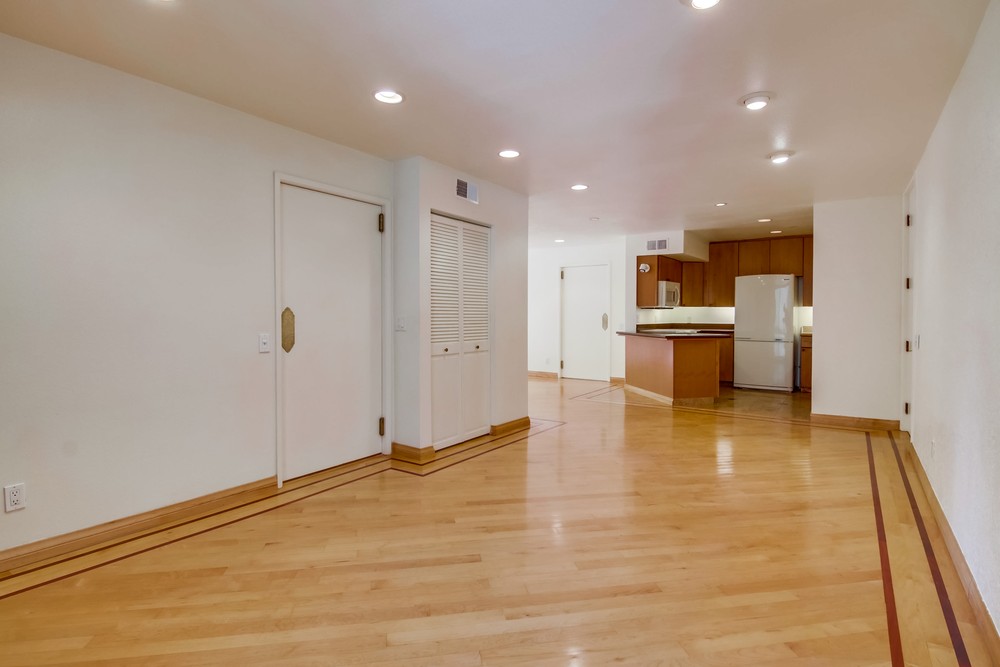 Virtual tour photo 6 of 57 for 6314 Friars Rd #101