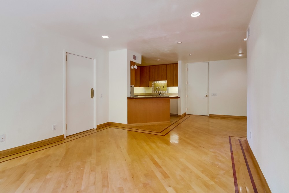 Virtual tour photo 13 of 57 for 6314 Friars Rd #101