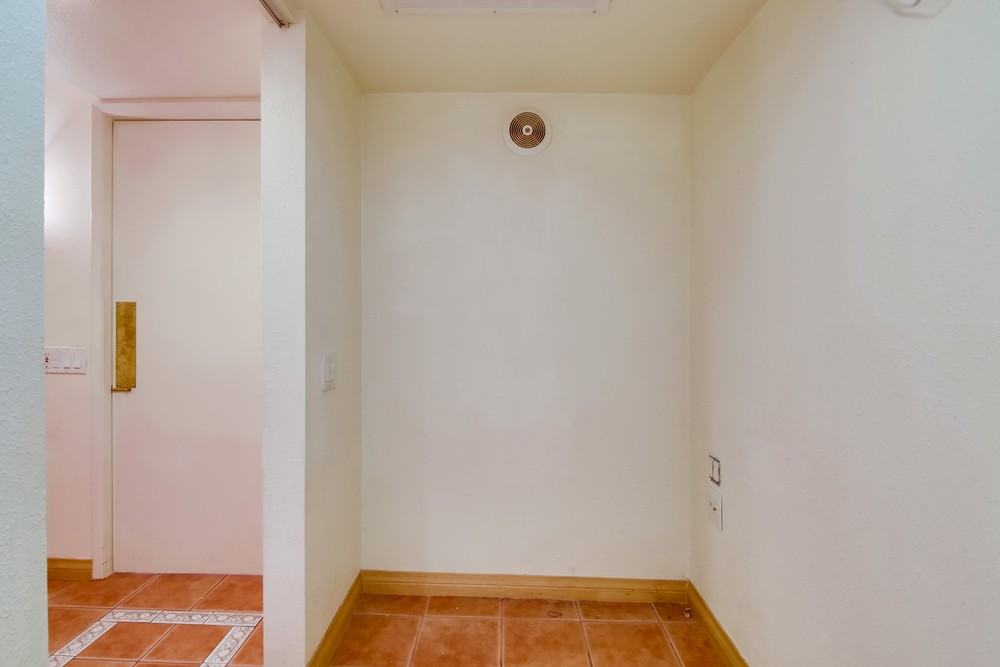 Virtual tour photo 32 of 57 for 6314 Friars Rd #101