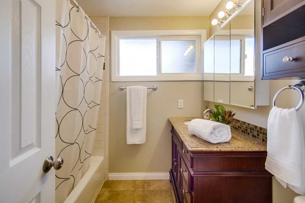 Virtual tour photo 19 of 32 for 6318 Birchwood St