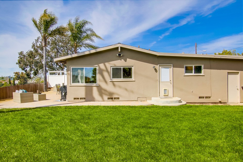 Virtual tour photo 25 of 32 for 6318 Birchwood St