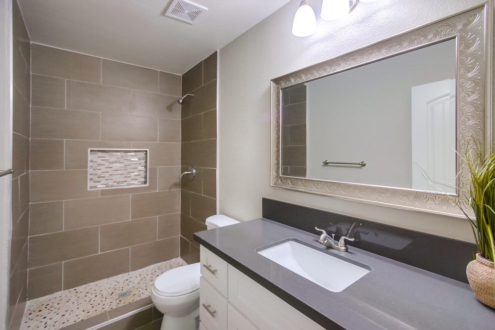 Virtual tour photo 38 of 56 for 6327 Jouglard St