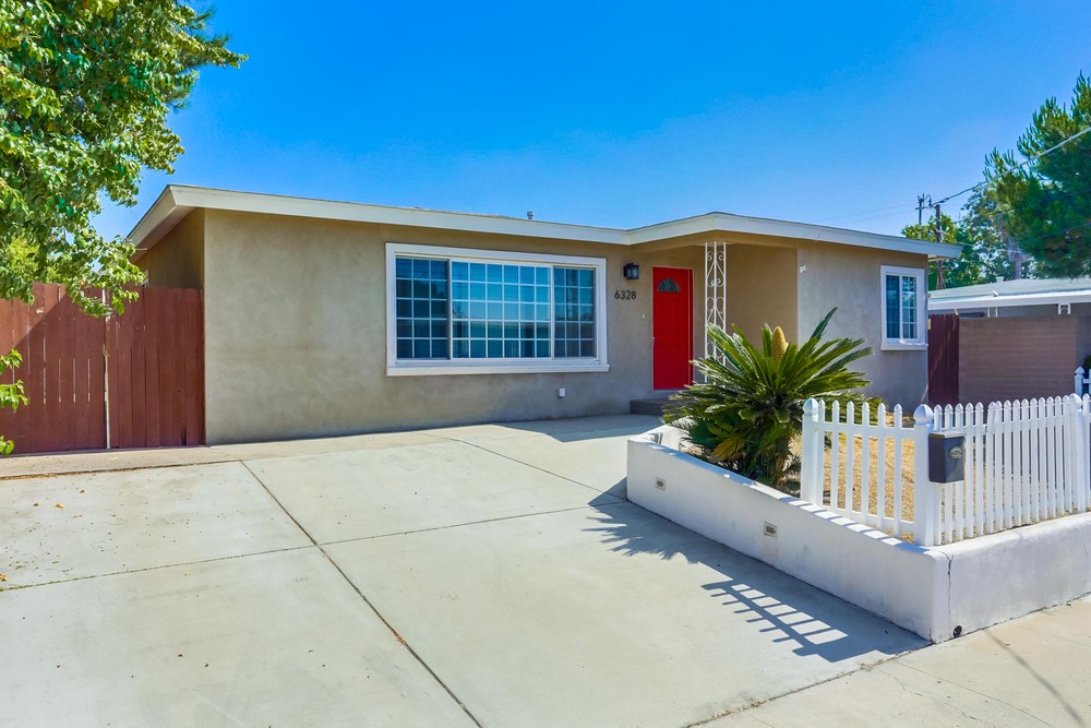 Virtual tour photo 3 of 38 for 6328 Connie Dr