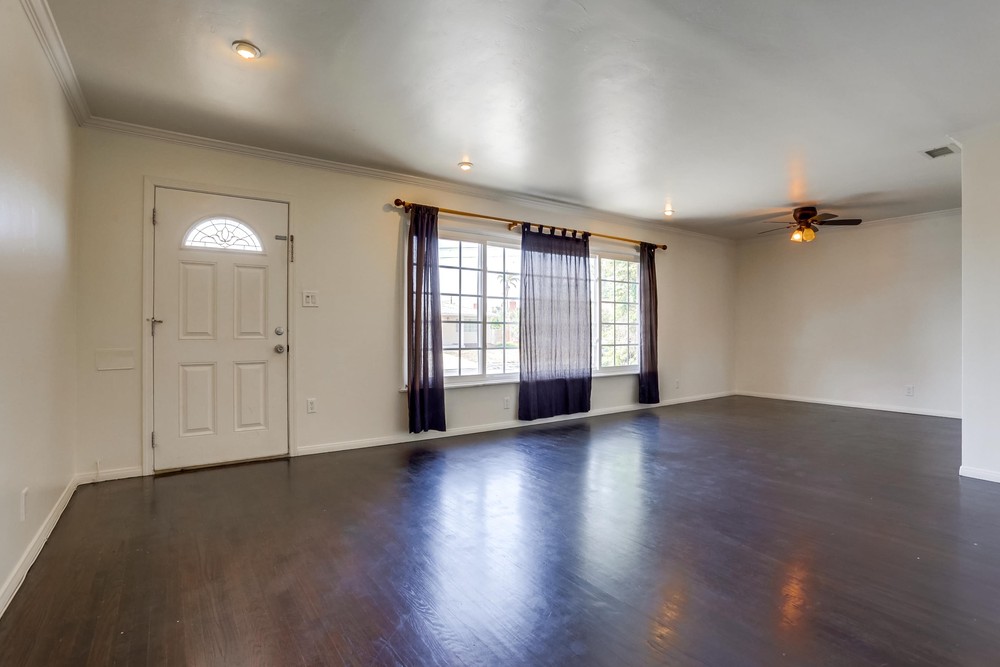 Virtual tour photo 6 of 38 for 6328 Connie Dr