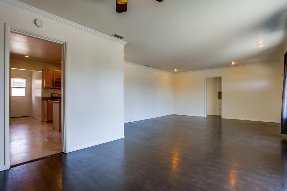 Virtual tour photo 8 of 38 for 6328 Connie Dr