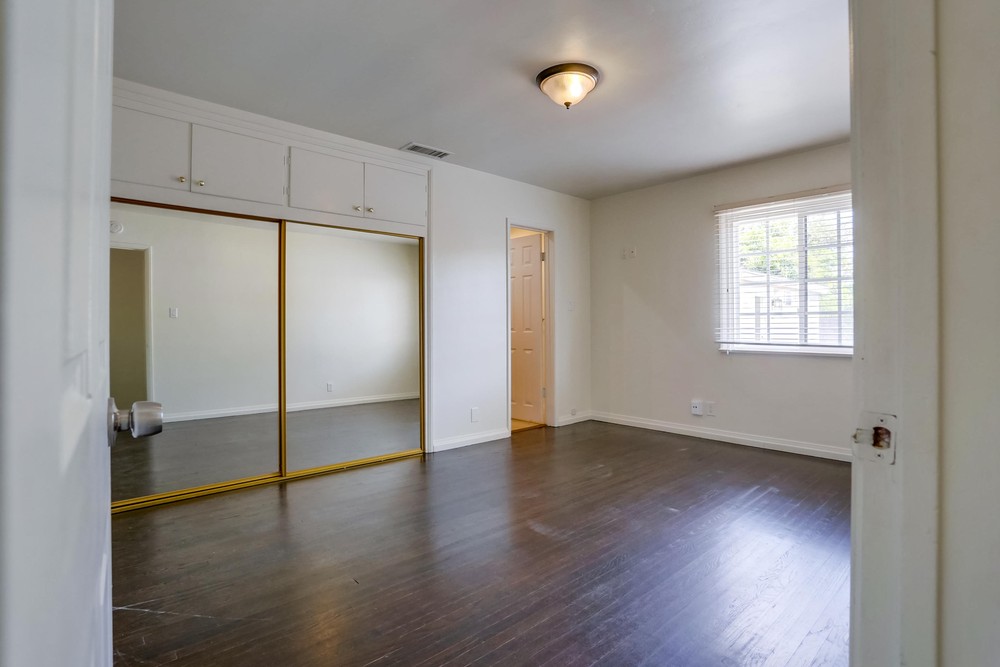 Virtual tour photo 14 of 38 for 6328 Connie Dr