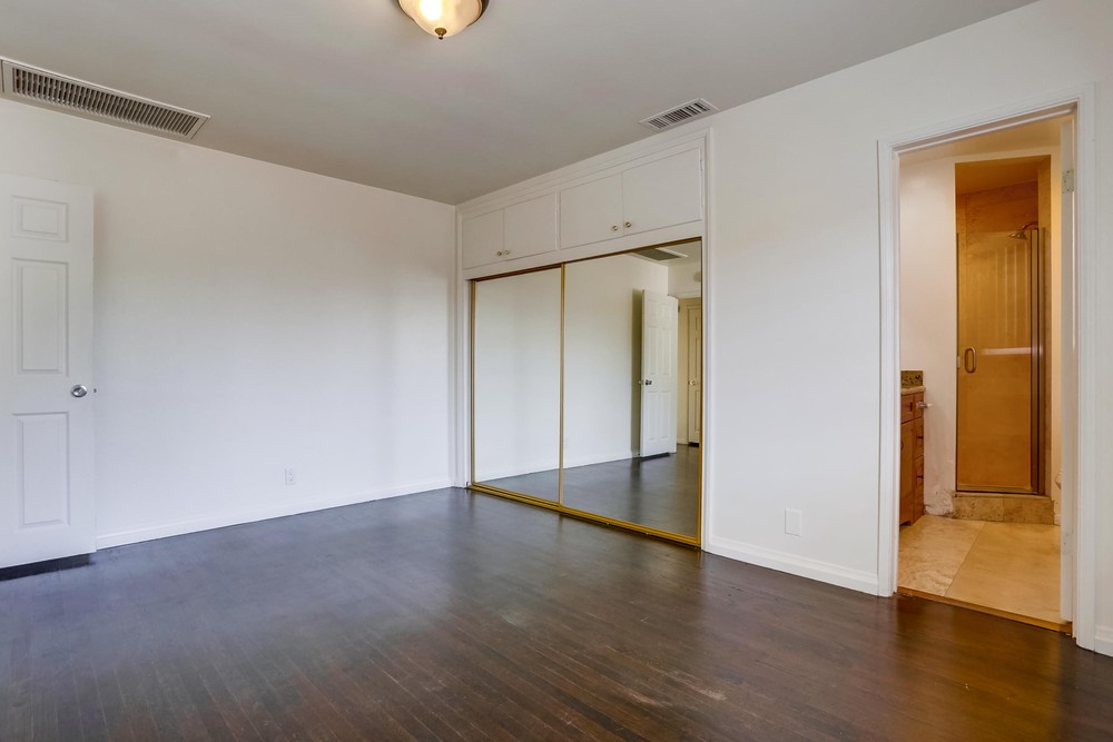 Virtual tour photo 16 of 38 for 6328 Connie Dr