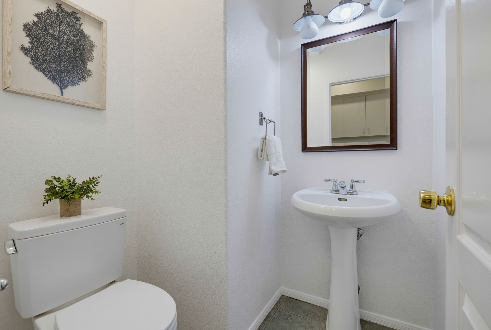 Virtual tour photo 30 of 73 for 633 Via Presa