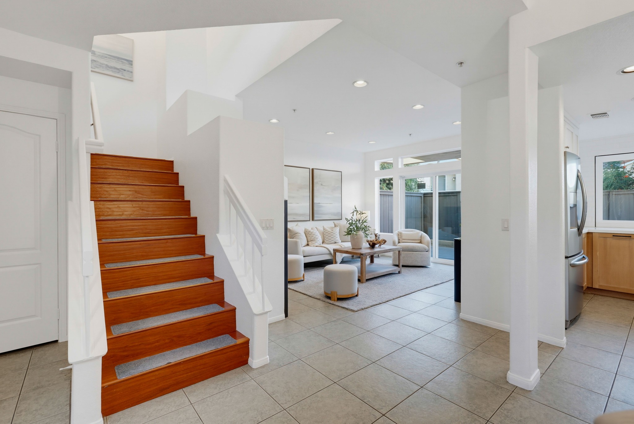 Virtual tour photo 33 of 73 for 633 Via Presa
