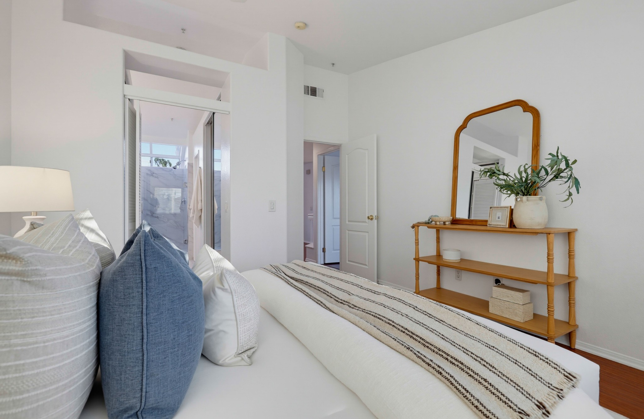 Virtual tour photo 42 of 73 for 633 Via Presa