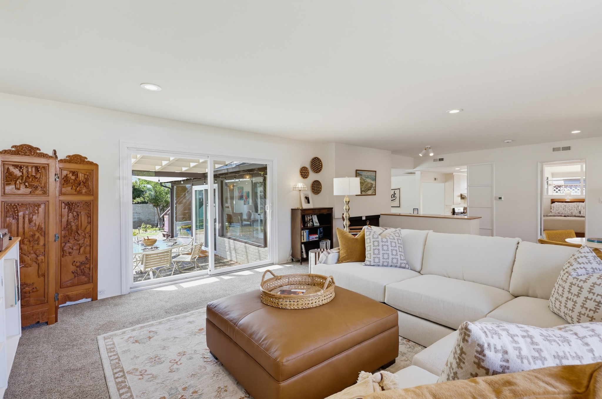 Virtual tour photo 12 of 84 for 6330 Avenida Cresta
