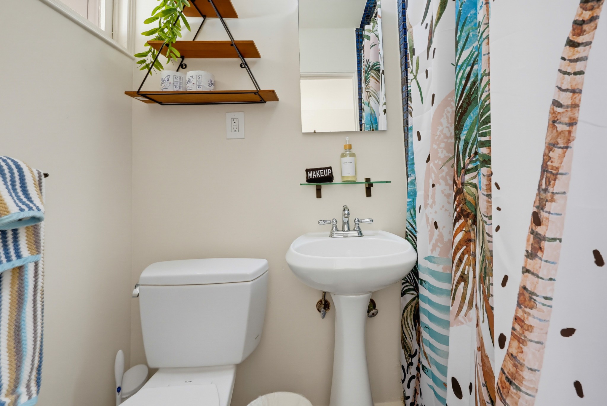 Virtual tour photo 40 of 84 for 6330 Avenida Cresta