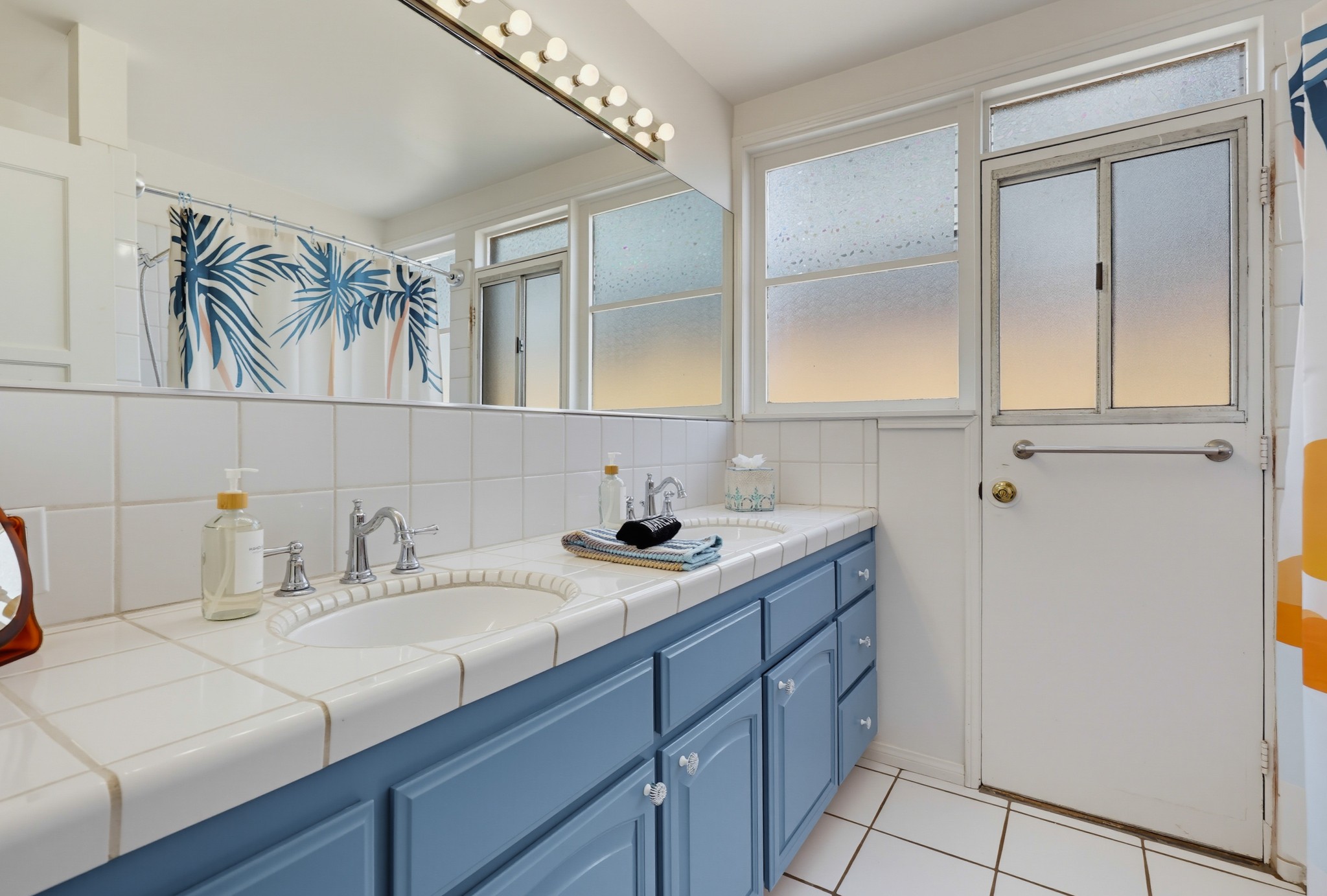 Virtual tour photo 48 of 84 for 6330 Avenida Cresta