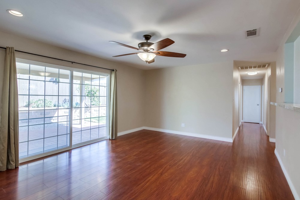 Virtual tour photo 10 of 44 for 6331 Arms Lake Ave