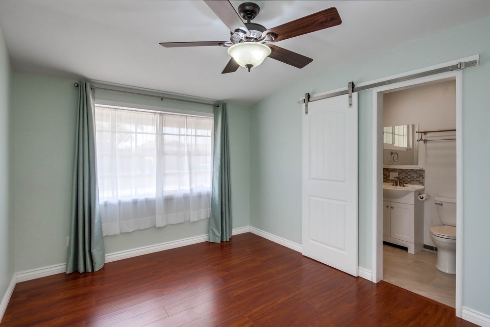 Virtual tour photo 17 of 44 for 6331 Arms Lake Ave