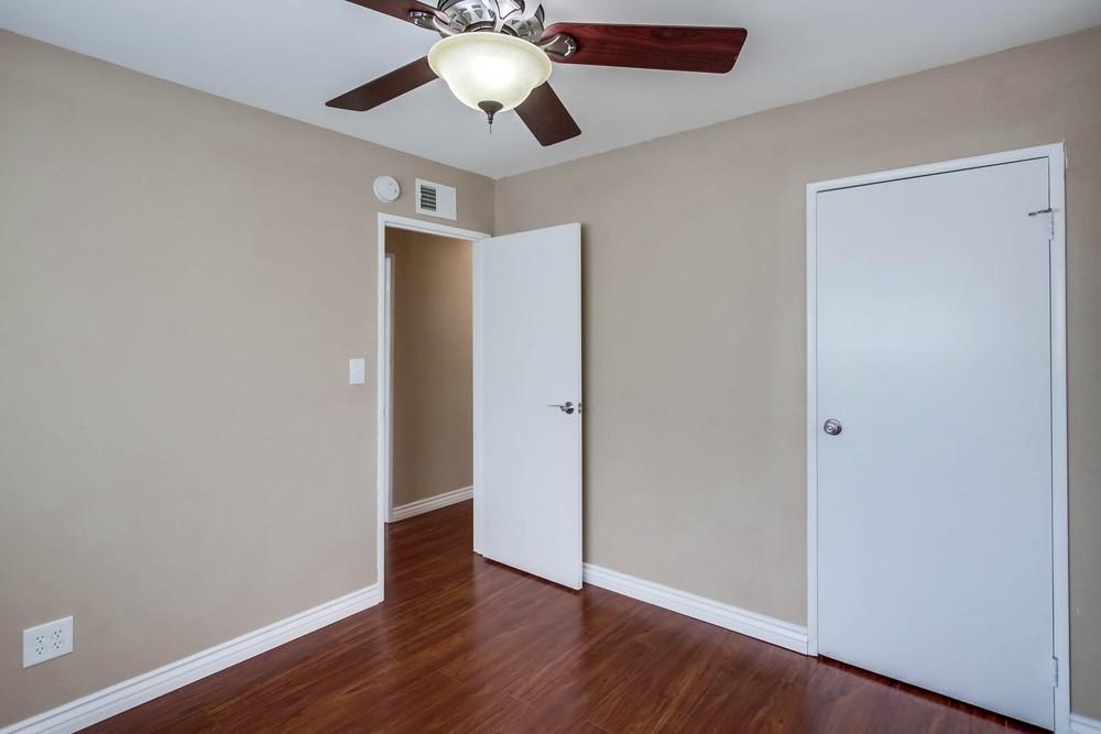 Virtual tour photo 29 of 44 for 6331 Arms Lake Ave