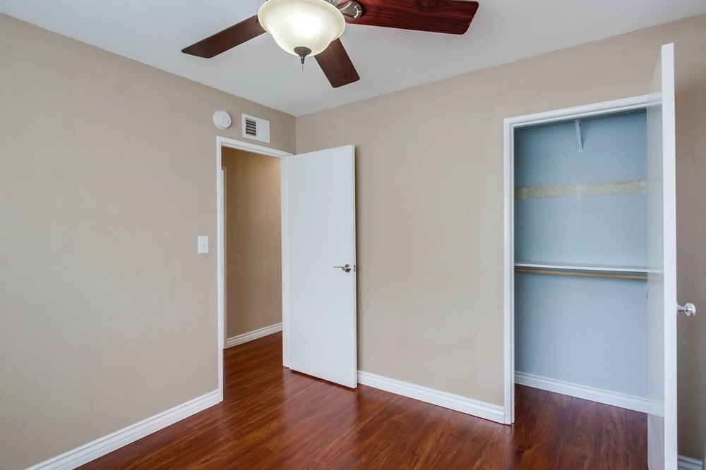 Virtual tour photo 30 of 44 for 6331 Arms Lake Ave