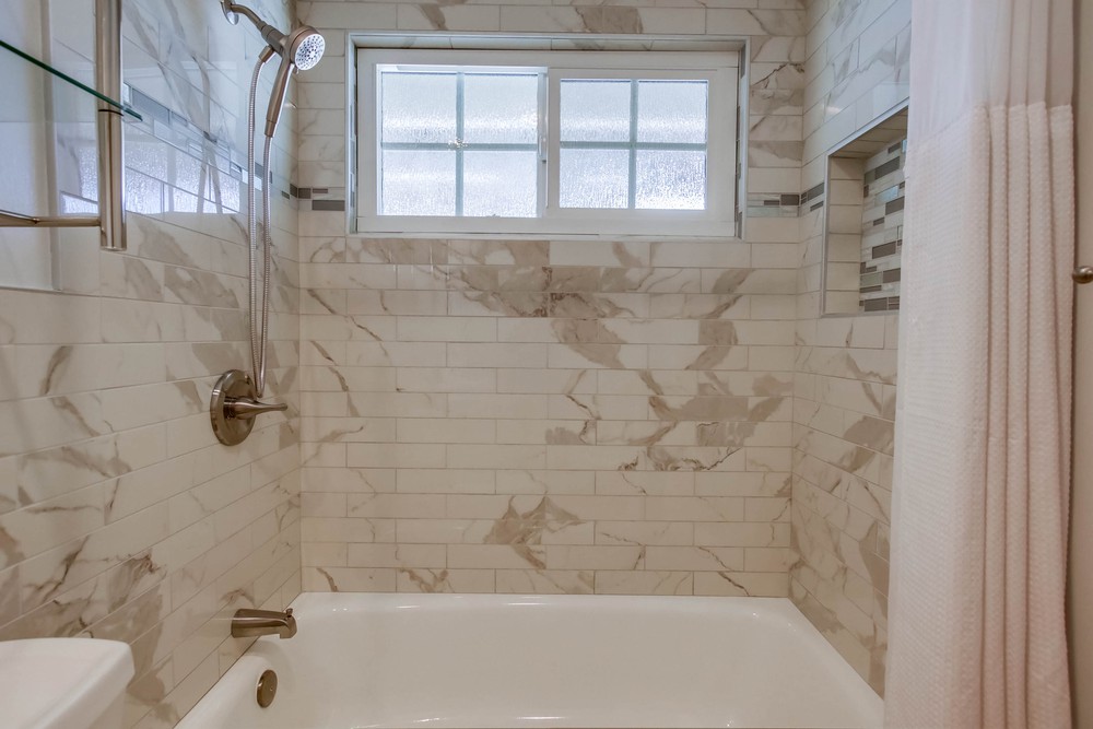 Virtual tour photo 32 of 44 for 6331 Arms Lake Ave