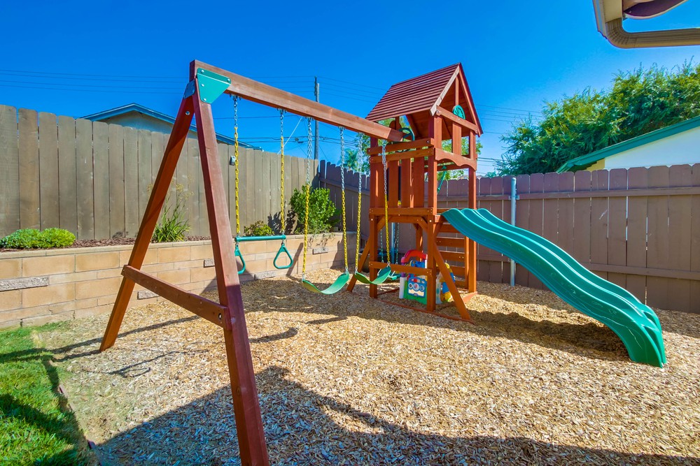 Virtual tour photo 36 of 44 for 6331 Arms Lake Ave