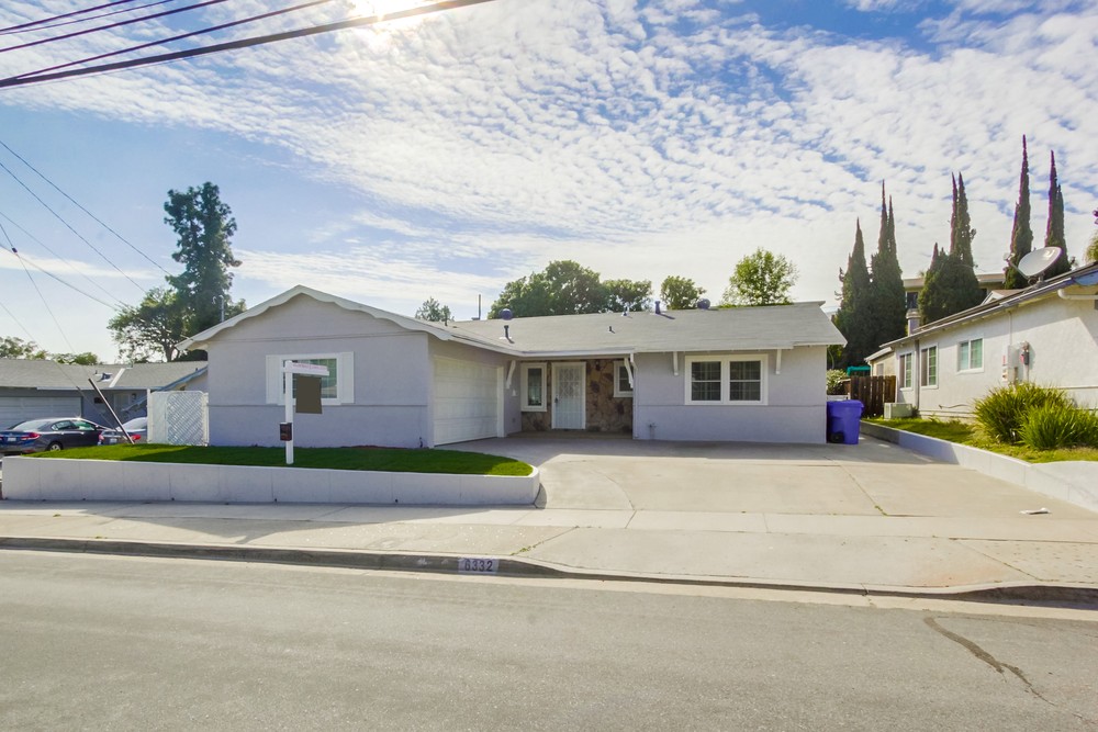 Virtual tour photo 1 of 44 for 6332 E Lake Dr