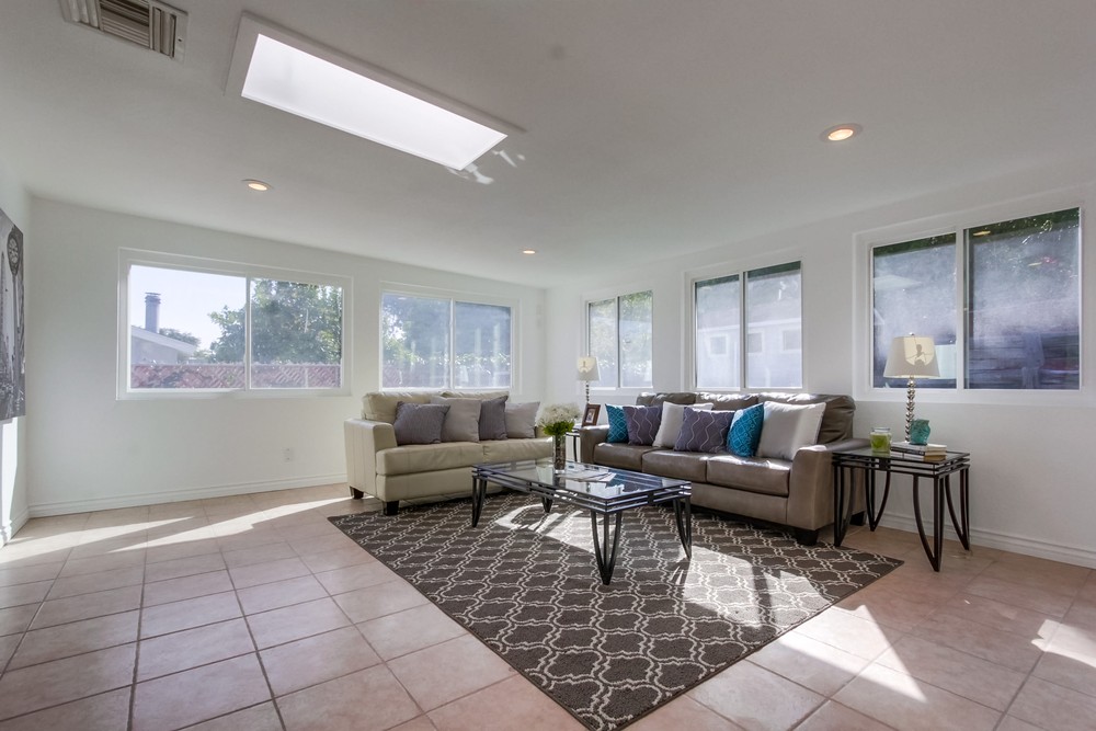 Virtual tour photo 12 of 44 for 6332 E Lake Dr
