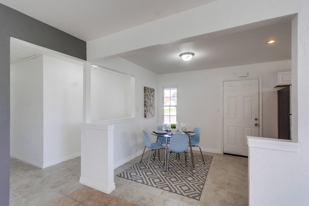 Virtual tour photo 15 of 44 for 6332 E Lake Dr