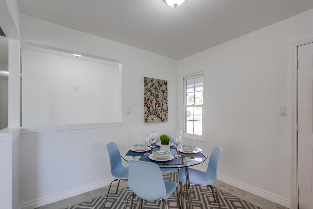 Virtual tour photo 17 of 44 for 6332 E Lake Dr
