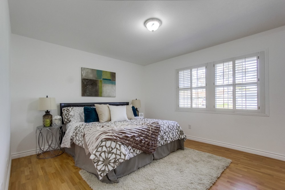 Virtual tour photo 26 of 44 for 6332 E Lake Dr
