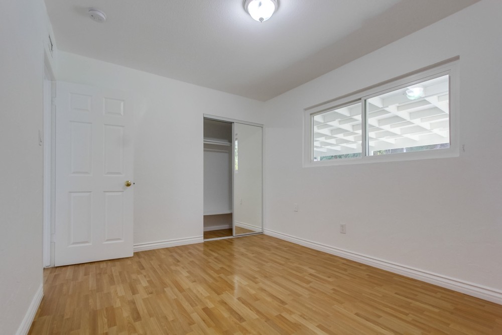 Virtual tour photo 33 of 44 for 6332 E Lake Dr