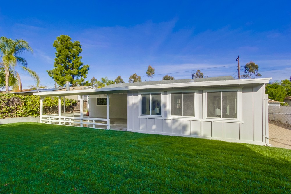Virtual tour photo 42 of 44 for 6332 E Lake Dr