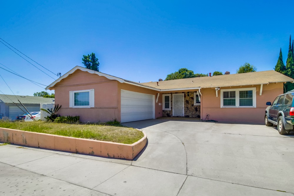 Virtual tour photo 1 of 37 for 6332 E Lake Dr