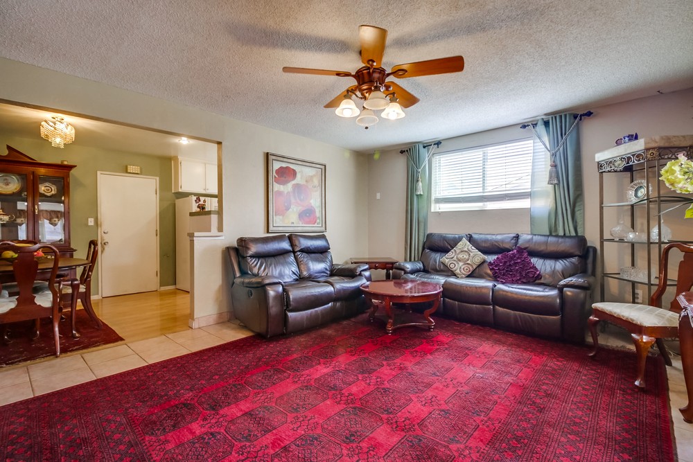 Virtual tour photo 8 of 37 for 6332 E Lake Dr