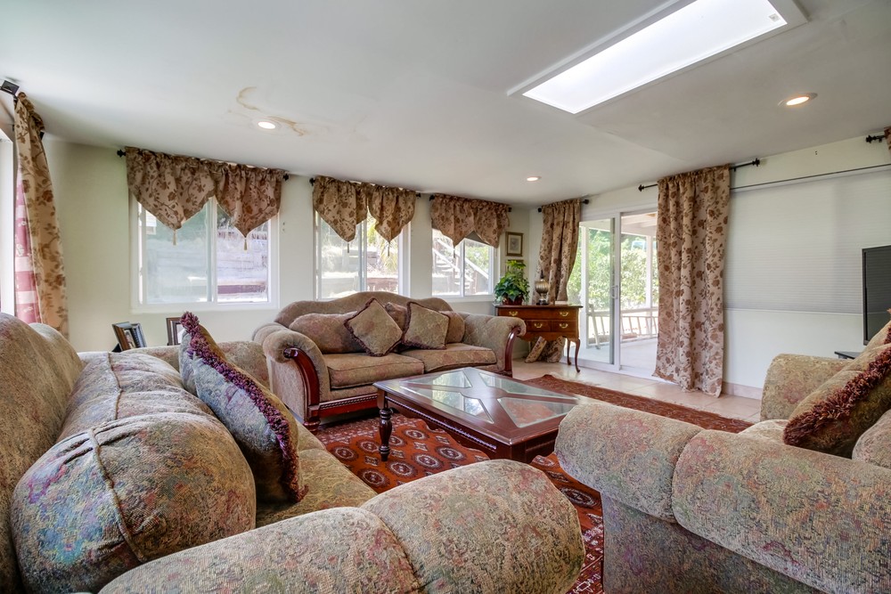 Virtual tour photo 10 of 37 for 6332 E Lake Dr