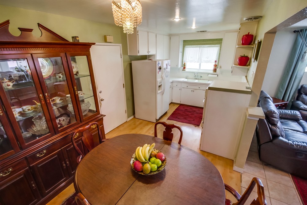Virtual tour photo 15 of 37 for 6332 E Lake Dr