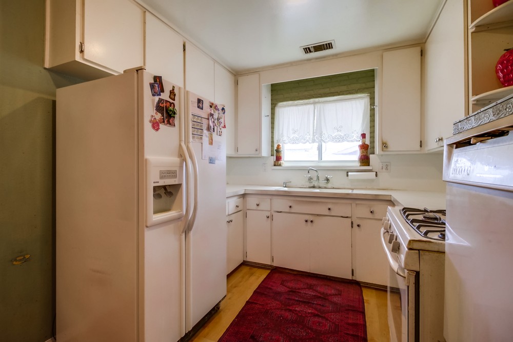 Virtual tour photo 16 of 37 for 6332 E Lake Dr