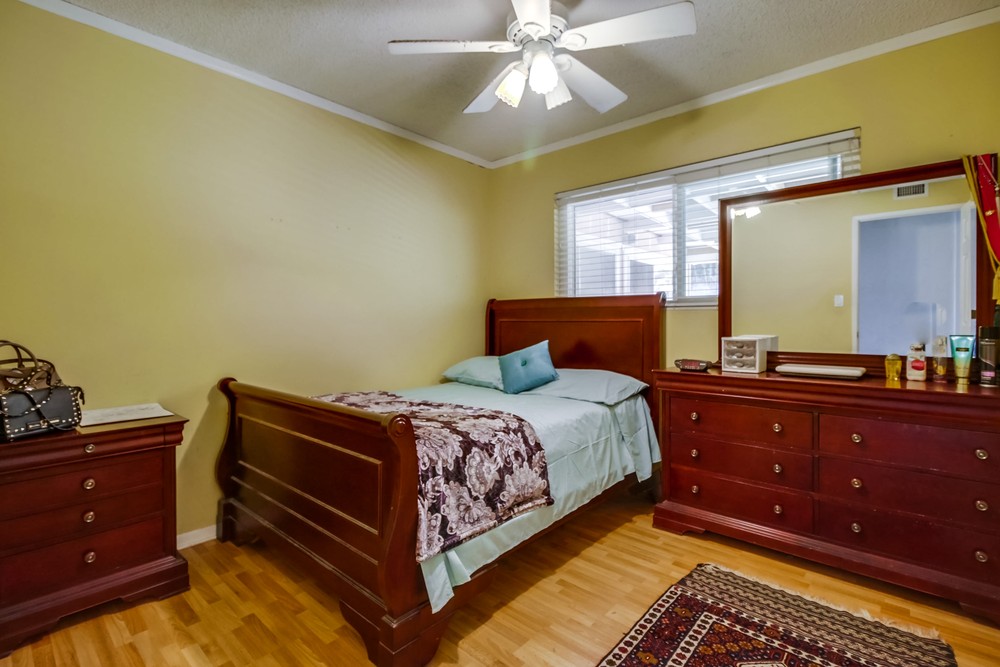 Virtual tour photo 26 of 37 for 6332 E Lake Dr