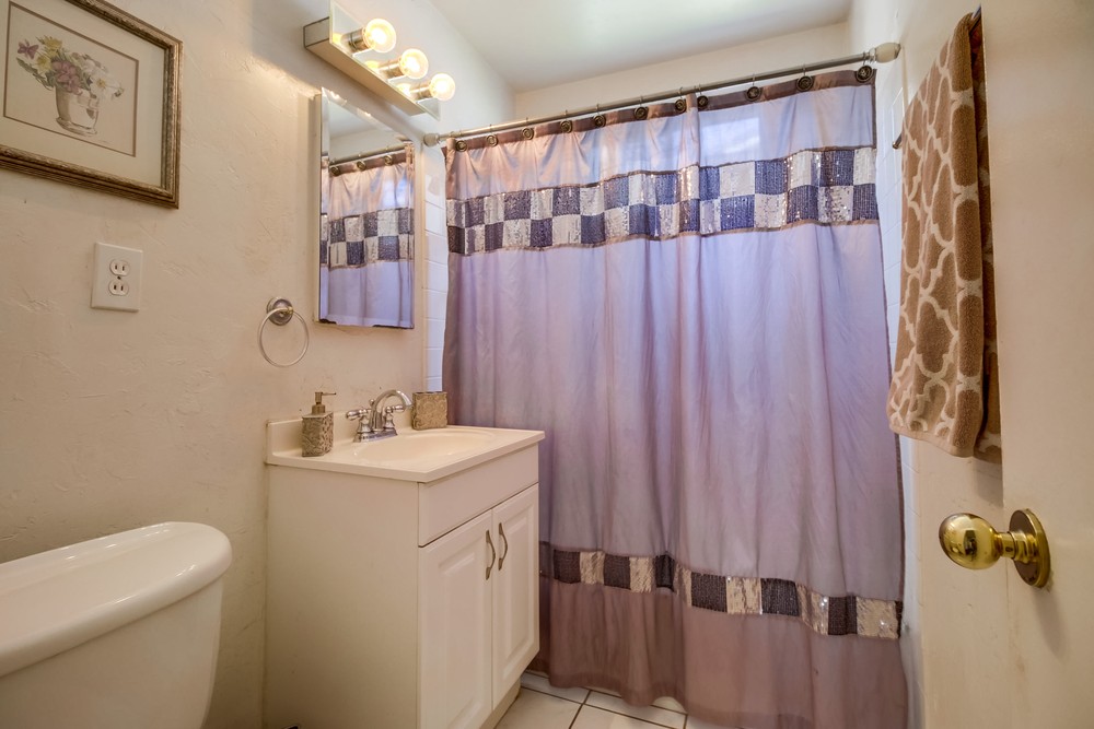 Virtual tour photo 27 of 37 for 6332 E Lake Dr