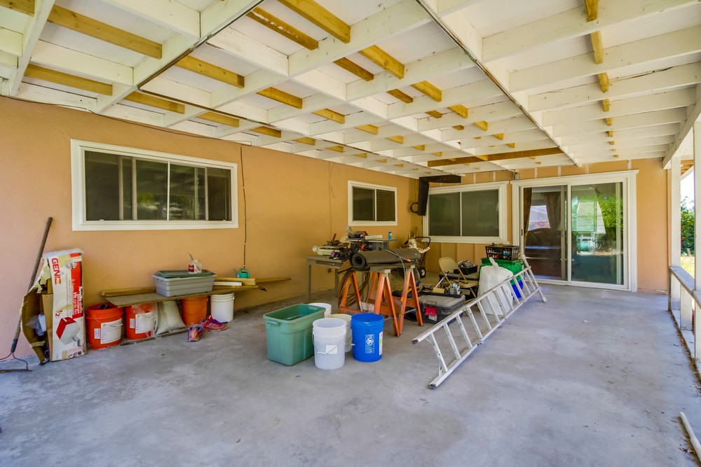 Virtual tour photo 28 of 37 for 6332 E Lake Dr