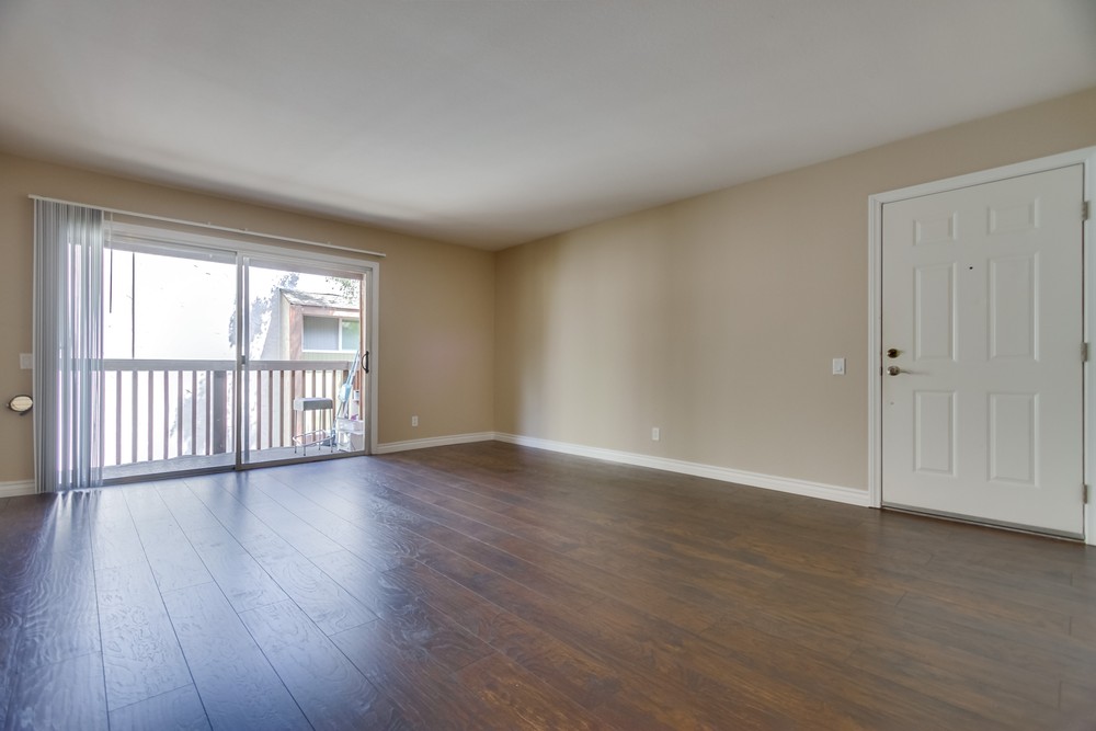 Virtual tour photo 6 of 35 for 6333 College Grove Dr