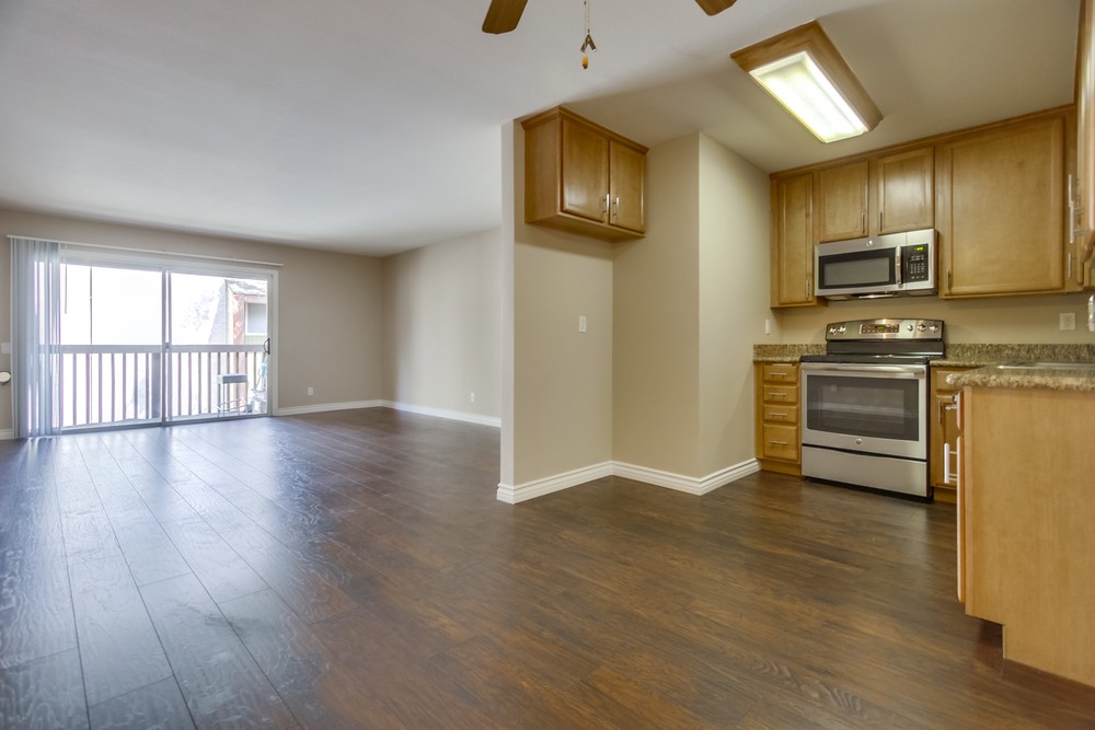 Virtual tour photo 13 of 35 for 6333 College Grove Dr